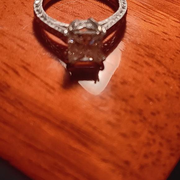 WEDDING/ENGAGEMENT RING💍 - Picture 5 of 16